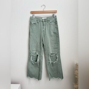 Vervet Flying Monkey 90s Inspired High Rise Distressed Cropped Jeans - Size 25